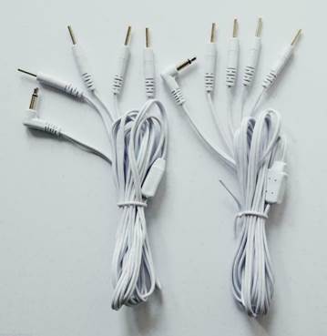 A group of white wires

Description automatically generated