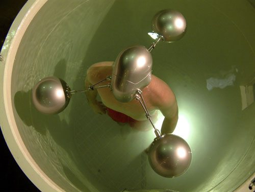 http://web.media.mit.edu/%7Estefan/hc/projects/isophone/isophone.tank.1.jpg